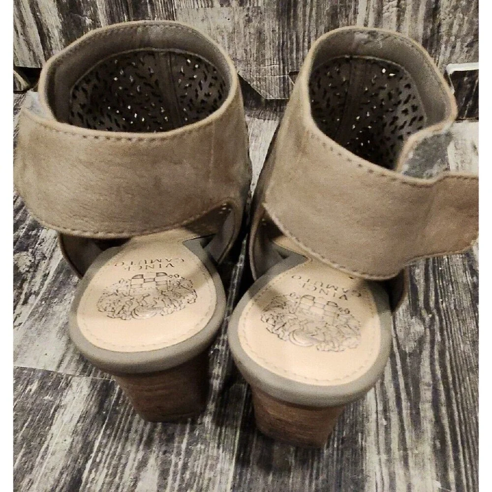 Vince Camuto Suede Cutout‎ Peep Toe Ankle Booties Wedge Heel Tan Womens 7